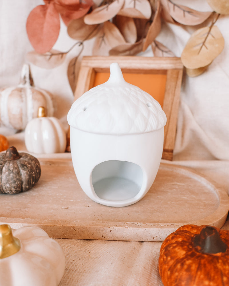 Cosy Acorn Tea Light Candle Holder