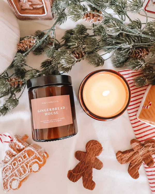Gingerbread House Amber Jar Candle