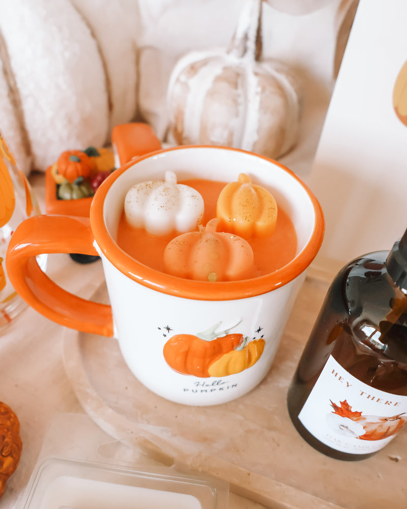 Hello Pumpkin Coffee Mug Candle